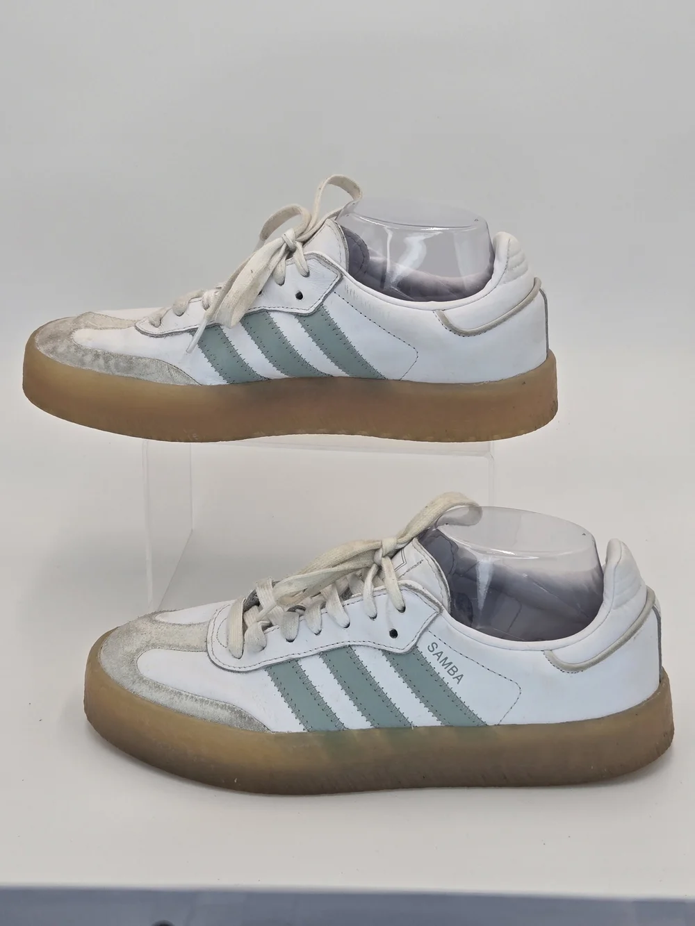 adidas Originals Sambae White Green Low-Top Sneakers w/ Gum Sole Women's Size 9